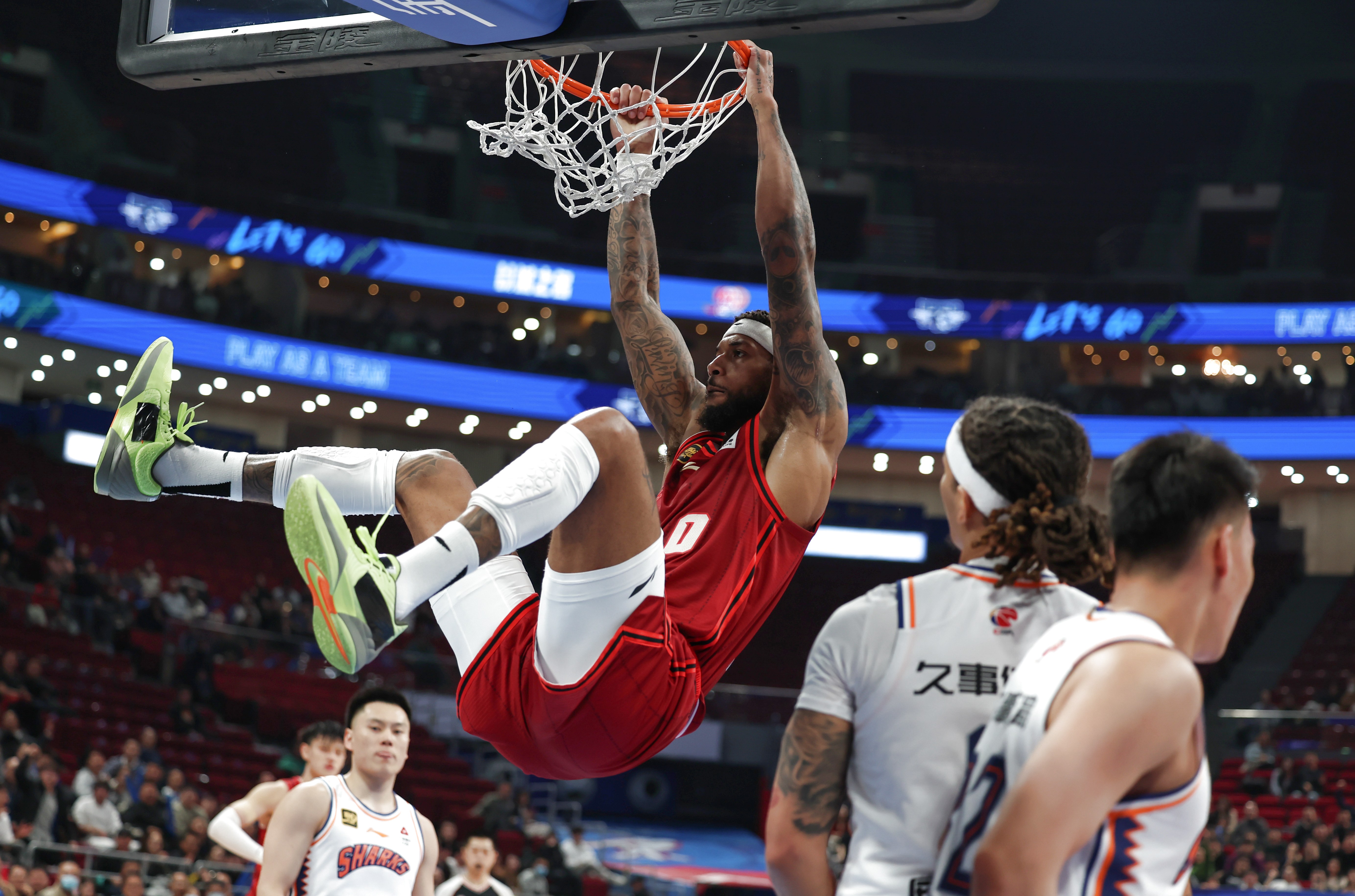 包含多伦多猛龙发布备战花絮;加时末段主帅复盘;CBA季后赛任务艰巨;心理建设被强调的词条 包含多伦多猛龙发布备战花絮;加时末段主帅复盘;CBA季后赛任务艰巨;心理建设被强调的词条