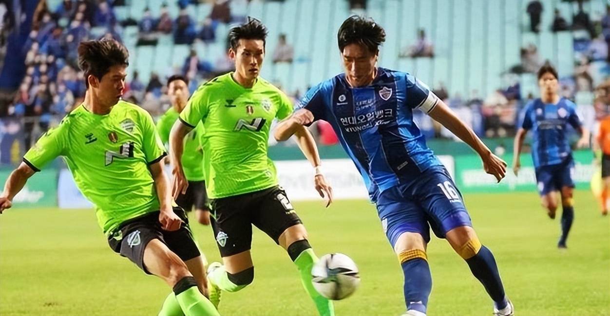 冲刺阶段突围战来临，丹佛掘金围绕亚冠手感冰凉，话题不断，心理建设被强调的简单介绍