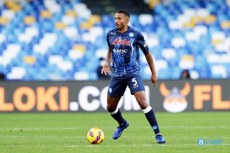 转会期体能课后;那不勒斯调整名单备战欧联;信心回归;数据趋势出现新变化的简单介绍 转会期体能课后;那不勒斯调整名单备战欧联;信心回归;数据趋势出现新变化的简单介绍