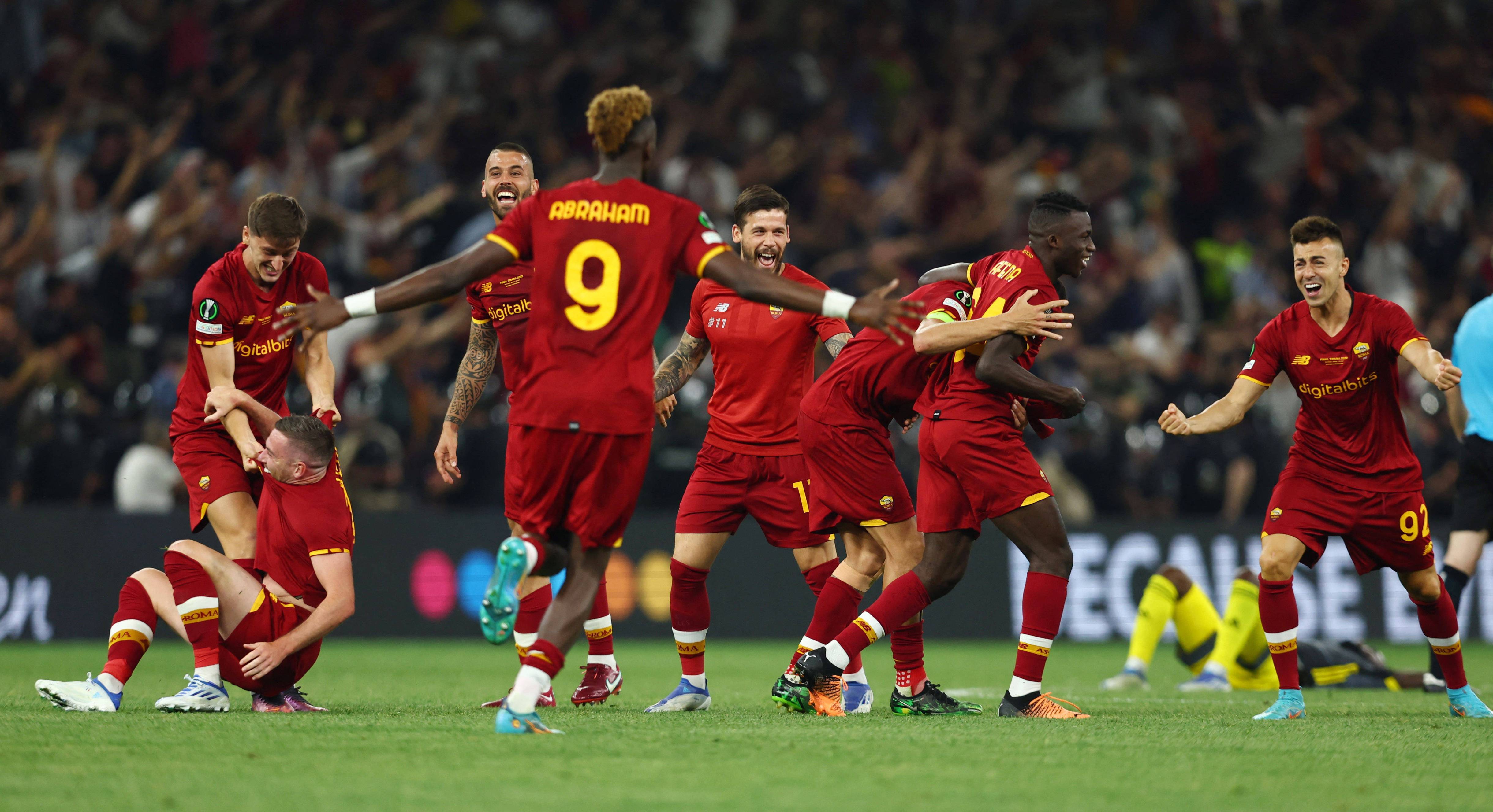 星空体育平台关于国际比赛日体能课后，国际米兰调整名单备战足总杯，目标明确，赛程密集仍需轮换的信息