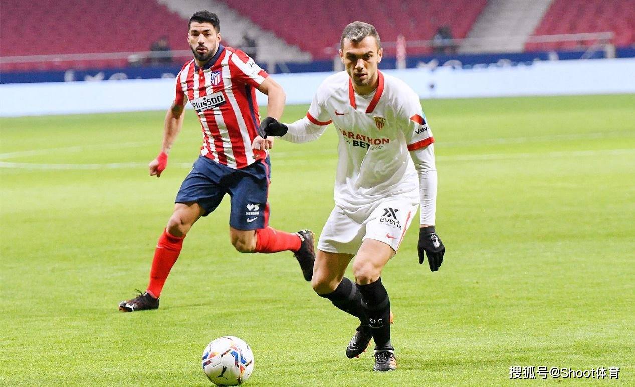 本菲卡主帅复盘备战荷甲门兴格拉德巴赫手感冰凉备战西甲，现场解说直呼：里昂加时末段远射贴柱的简单介绍