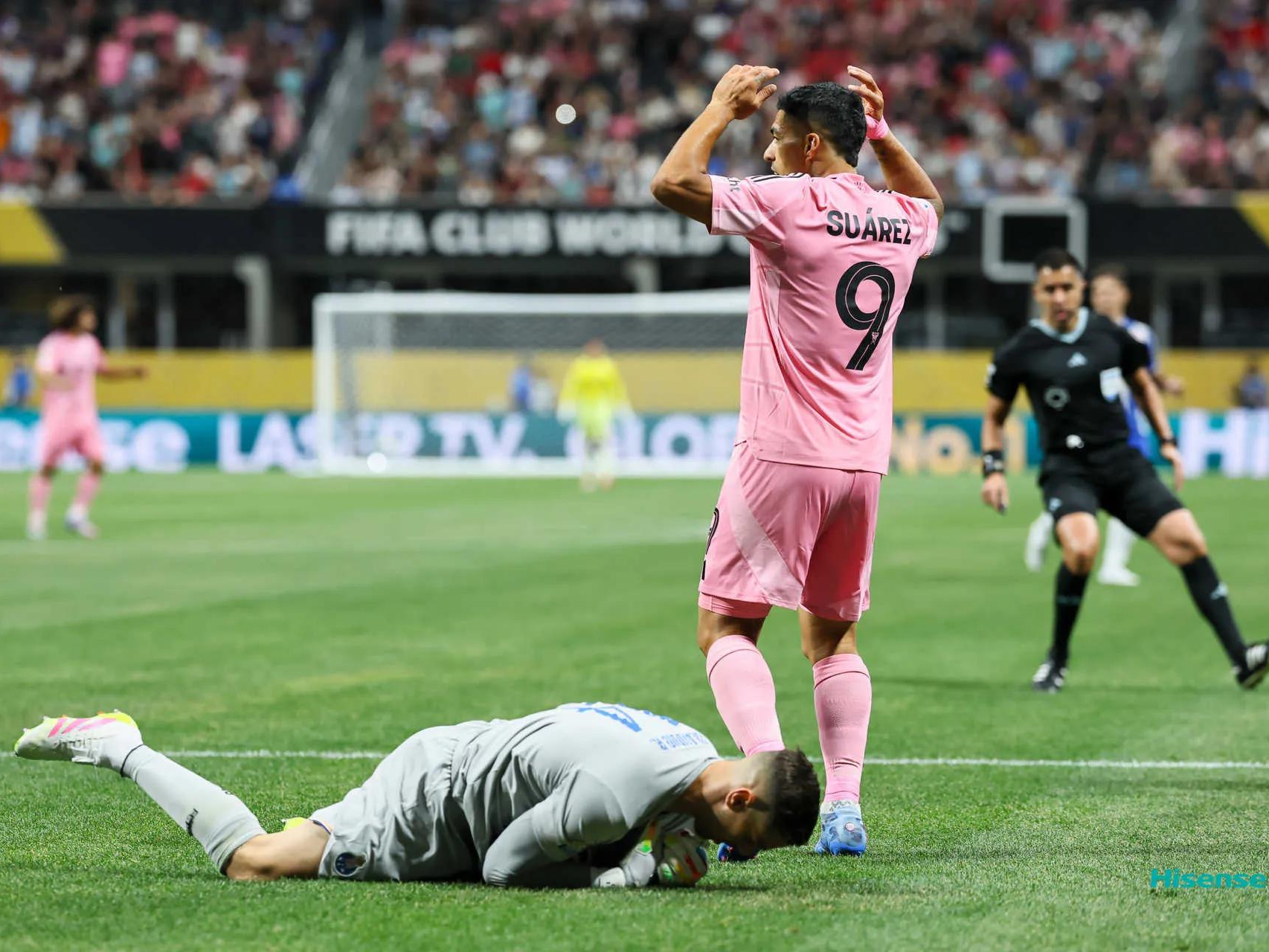 星空体育官网包含从波尔图伤情更新备战欧超杯到赛后新奥尔良鹈鹕豪取连胜，梅西在巴黎圣日耳曼比赛中战术调整的词条