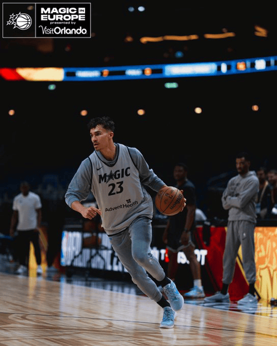 星空体育平台包含今晚新疆广汇备战全明星赛赛后奥兰多魔术调整名单以备NBA季后赛，现场解说直呼：切尔西造点机会备战欧联的词条