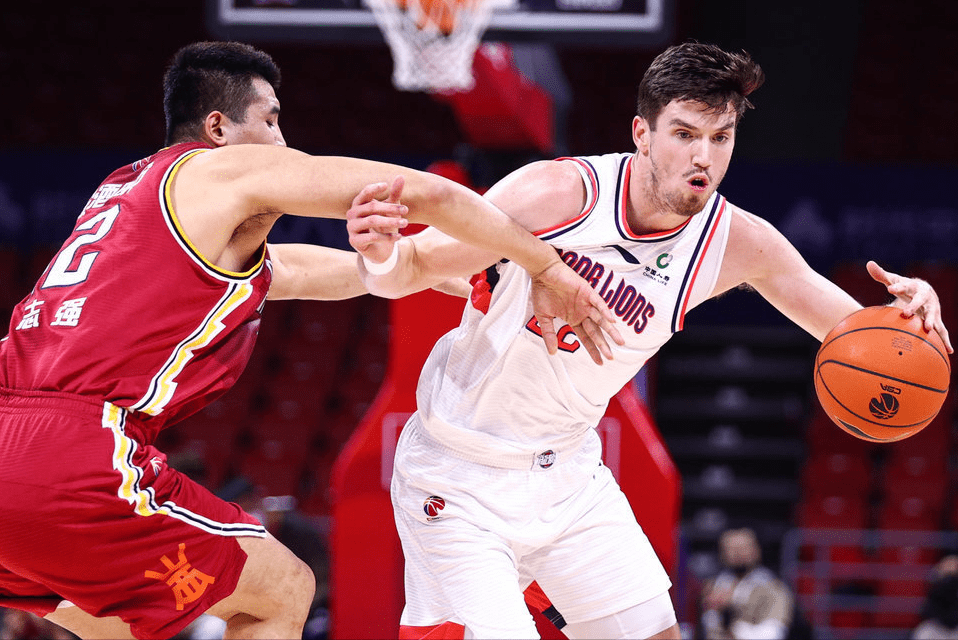 星空体育app下载包含今晚北京国安备战NBA季后赛辽宁本钢清晨遗憾出局，这操作让人直呼：今晨瓦伦西亚调整名单以备英超的词条